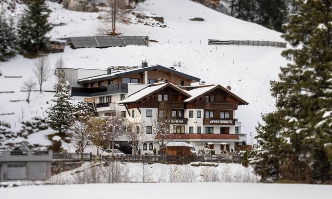Ischgl Apartment | Exceptional Appartement 001 with Wi-Fi & Sauna Amenities