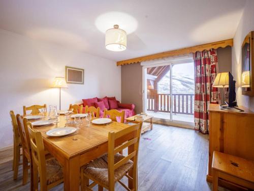 Peyragudes Apartment | Spacious 10-Person Apartment with Balcony in Peyragudes