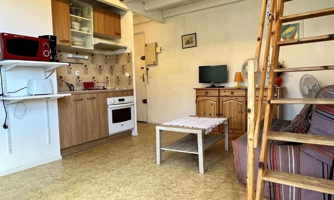 Argeles Plage Apartment | Cozy Apartment Near the Beach in Argelès-sur-Mer