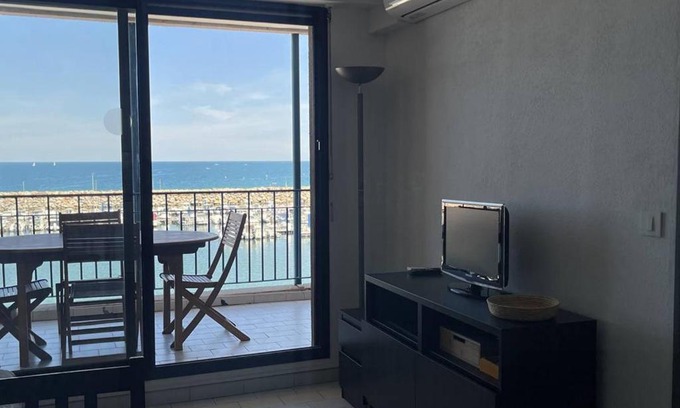 Plage d'Argeles Apartment | Cozy 2-Piece Cabin near the Beach in Argeles sur Mer