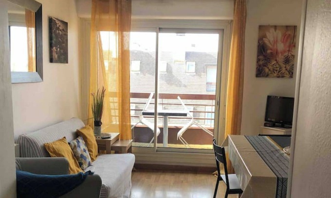 Houlgate Apartment | Cozy 2-Room Apartment at Résidence des Caravelles
