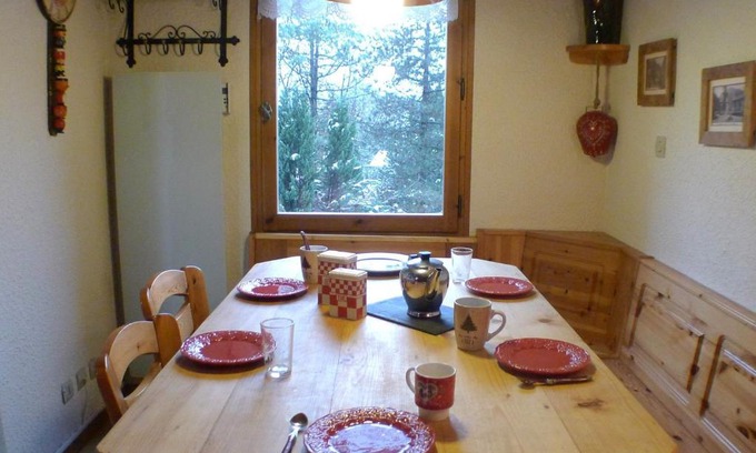 Samoens Apartment | Cozy 2-Room Apartment with Balcony Near Samoëns Center