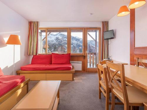 Avoriaz Apartment | Cozy 2-Bedroom Apartment in Avoriaz with Direct Ski Access
