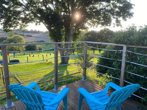 Crehen Apartment | Cozy Apartment Between Sea and Countryside, Rated 8.7