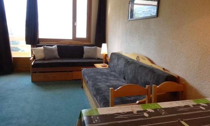 Reberty Apartment | Cozy 2-Room Apartment with Balcony Near Ski Slopes