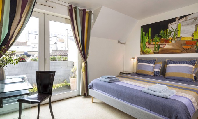 Parc-de-Montsouris Bed & Breakfast | Relaxing 3-Bedroom Retreat with Jacuzzi & Culinary Delights