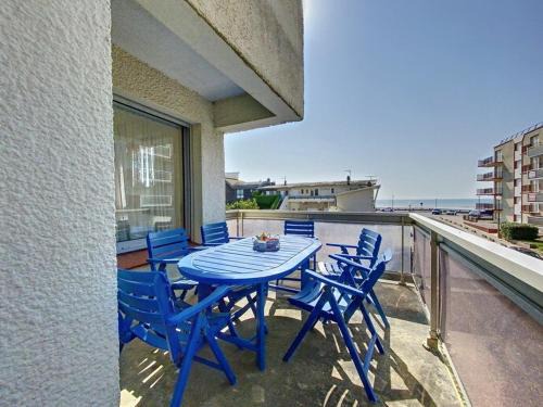 Stella-Plage Apartment | Beachfront 3-Bedroom Apartment with Child-Friendly Amenities