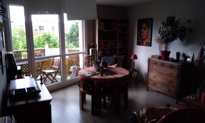 Longjumeau Apartment | Family-Friendly Apartment Near Transport for JO Events