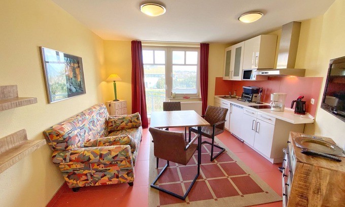 Neddesitz Apartment | Relaxing Stay at Appartement 305 - Rondell an der Jasmundtherme