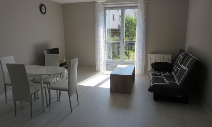 Clairvaux-les-Lacs Apartment | Cozy Appartement for 4 - Ideal Child-Friendly Getaway