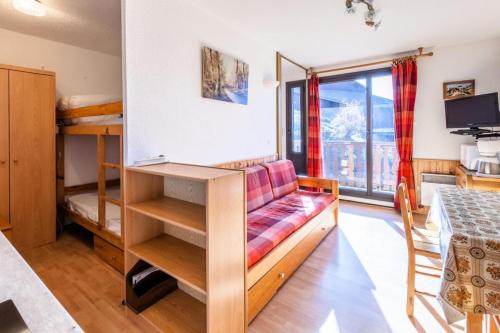 Eclose-Est Apartment | Cozy Apartment for 4 Near Slopes - Maeva Particuliers
