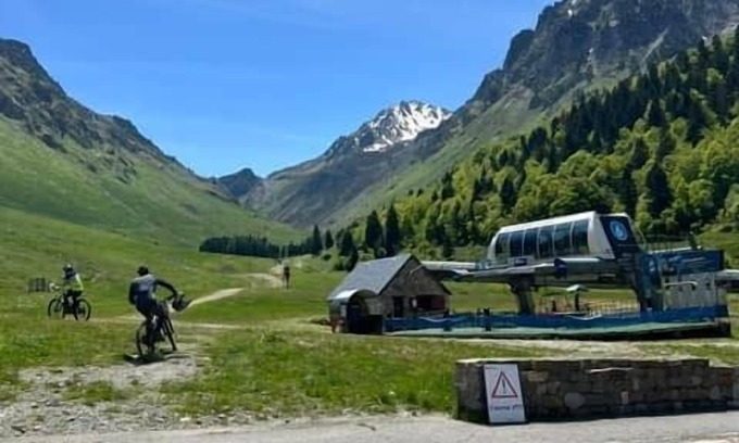 Bareges Apartment | Appartement 4 pers - vu rivière et montagne