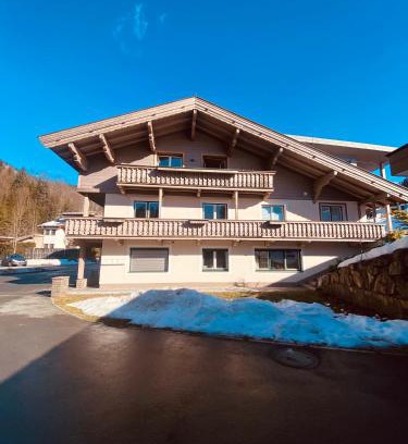 Sankt Jakob in Haus Apartment | Family-Friendly Appartement am Moosbach in Fieberbrunn