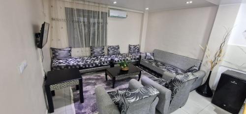 Ain El Turk Apartment | Family-Friendly Appartement in Oran Ain el Turk with Pool