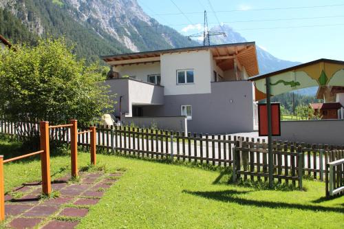 Schnann Apartment | Oceanfront Retreat at Appartement Ackerli - Rated 9.2/10