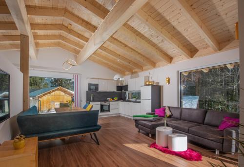 Ramsau am Dachstein Apartment | Kid-Friendly Stay at Appartement Ahorn – Rated 9.9/10!