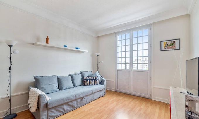 Lyon City Centre Apartment | Convenient Appartement Albâtre - Welkeys with Great Amenities