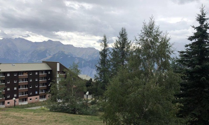 Eclose-Est Apartment | Convenient Appartement Alpe D'Huez with Kitchen & Breakfast