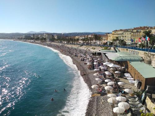 Cimiez Apartment | Central Apartment in Nice with Ocean View & Pool Access