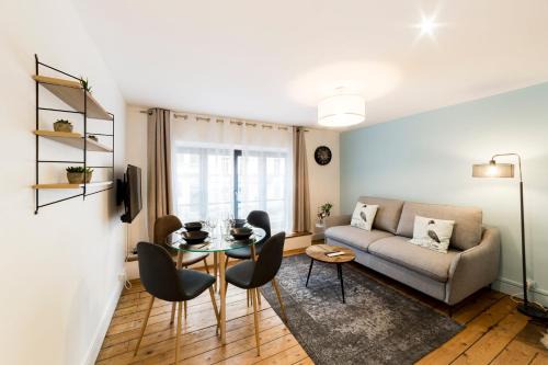 Puvis De Chavannes - Le Lycee Apartment | Central Apartment in the Vibrant 6th Arrondissement