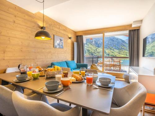 Tignes le Lac Apartment | Discover Tignes: 4-Star Family Apartment with Top Ratings