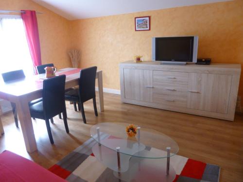 Saint-Esteben Apartment | Scenic Appartement in the Heart of Pays Basque - Child Friendly