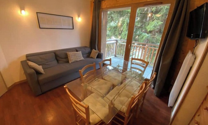 Valfrejus Apartment | Convenient Getaway: Appartement au Pied des Pistes Valfrejus