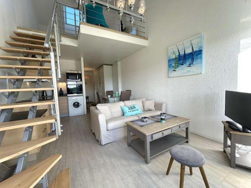 Guerande Apartment | Charming Mezzanine Apartment with Pool Near La Baule Beach