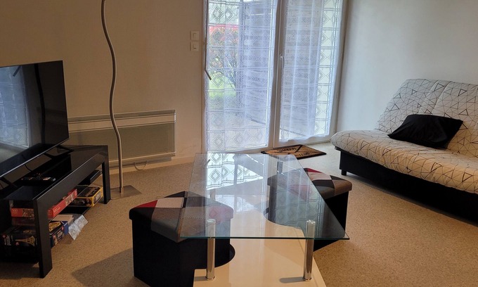 Crozon Apartment | Stylish Apartment with Terraces and Oceanfront Amenities