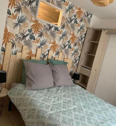 Gien Apartment | Cozy Appartement avec terrasse 2 - Rated 9/10 by Guests