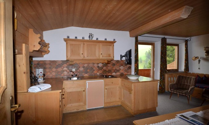 Inneralpbach Apartment | Cozy Appartement B - Zirmalm with Spa and Breakfast