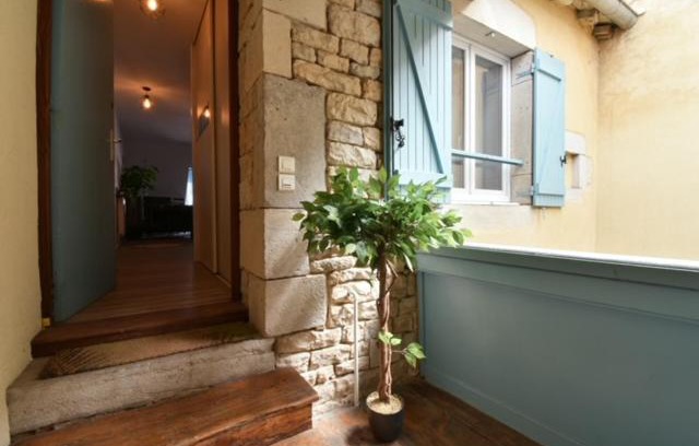 Lons-le-Saunier Apartment | Discover Appartement BELLO: Ideal City Retreat with Amenities