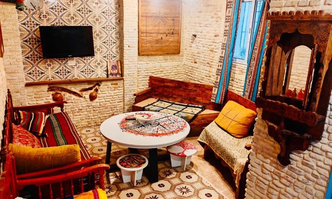Tozeur Apartment | Cozy Appartement Berbère with Breakfast and Family Amenities