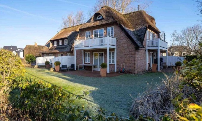 St. Peter-Ording Cottage | Top-Rated Appartement Buhne 7 with Family-Friendly Amenities