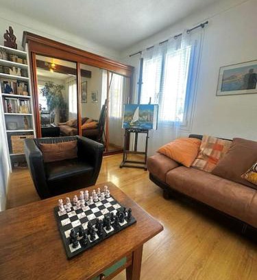Le Grand Large Apartment | Relax at Appartement Casa Catala with Oceanfront Views