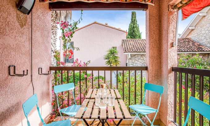 Bandol Apartment | Exquisite Appartement Canet - Welkeys with Oceanfront Views