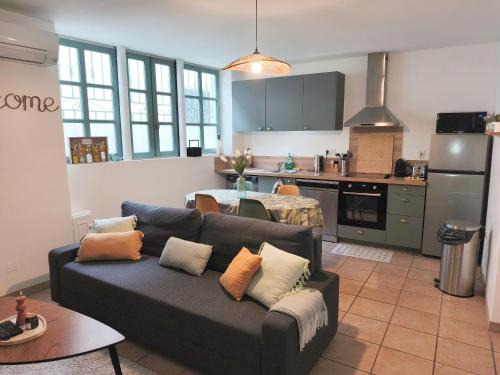 Rivesaltes Apartment | Central Apartment Maison Marceau: Pet-Friendly & Rated 9.2