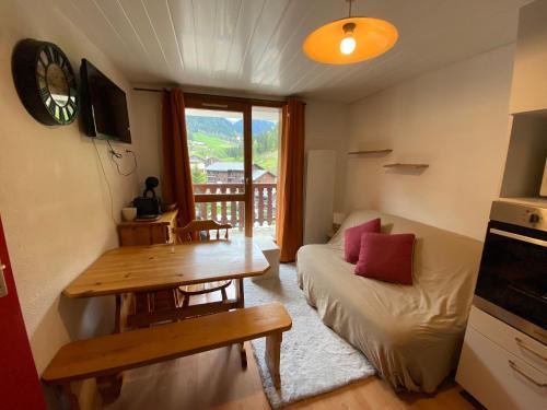 Areches Apartment | Cozy Apartment in Arêches with Pool and Mountain Views