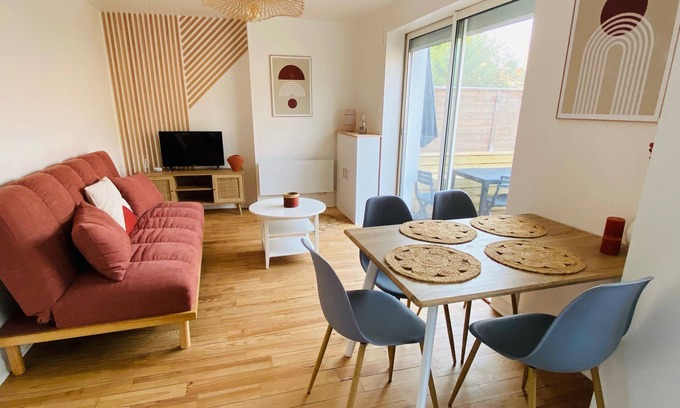 Le Portel Apartment | Relaxing Apartment in the Heart of Le Portel with Spa