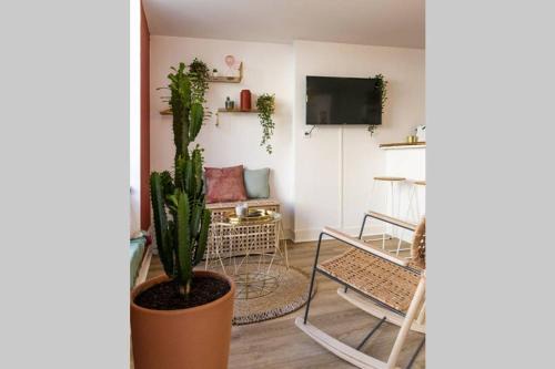Haie Vigne Apartment | Cozy Apartment in Downtown Caen - Guest Rated 7.7/10