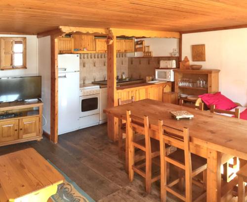 Arvieux Apartment | Cozy 2-Bedroom Apartment in Arvieux, Near Ski Slopes