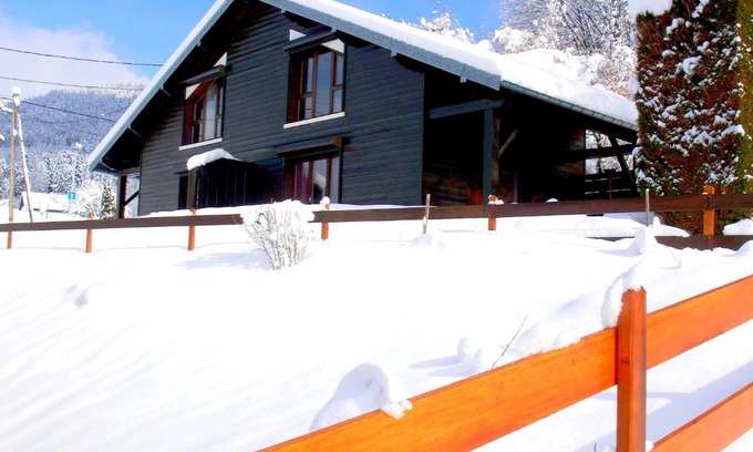 Vagney Apartment | Cozy Appartement in Vagney with Mountain Views & Family Amenities
