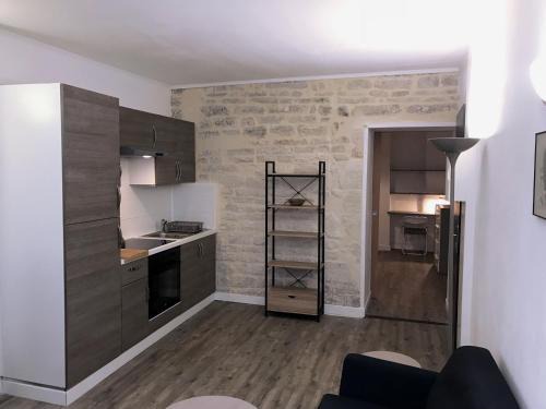 Barjac Apartment | Stylish Barjac Apartment in the Heart of the City