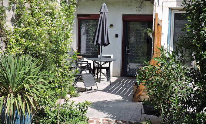 Codalet Apartment | Ocean View Apartment in Codalet with Private Pool & Spa