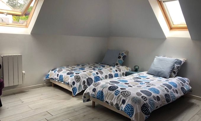Daoulas Apartment | Cozy Appartement Coeur de Daoulas: Child-Friendly Retreat