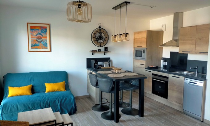Granville Apartment | Cozy Apartment Steps from the Beach with Ocean Views