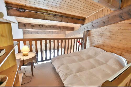 Samoens Apartment | Cozy One-Bedroom Apartment in Samoens Near Ski Slopes