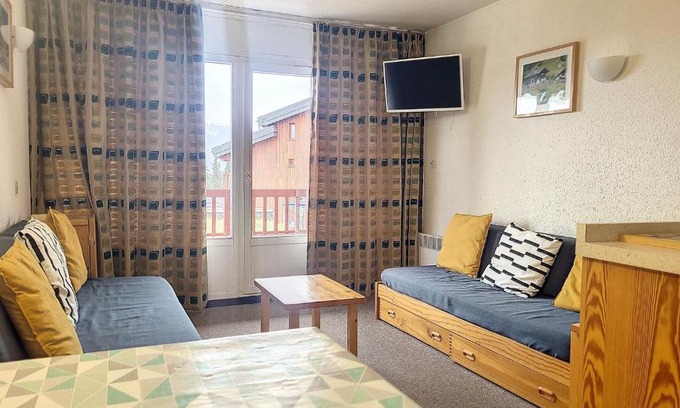 La Rosiere Apartment | Cozy Apartment with Balconies, Perfect for Ski Lovers
