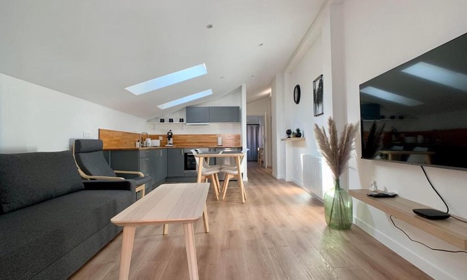 Dinsheim Apartment | Cozy Apartment with Parking: Guest Rated 9.8/10
