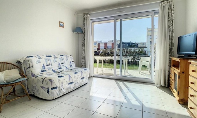 Stella-Plage Apartment | Family-Friendly Appartement Cucq-Stella Plage for 6 Guests